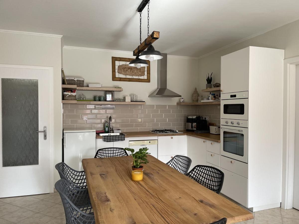 Apartamento Zen Garden Vendeghaz *