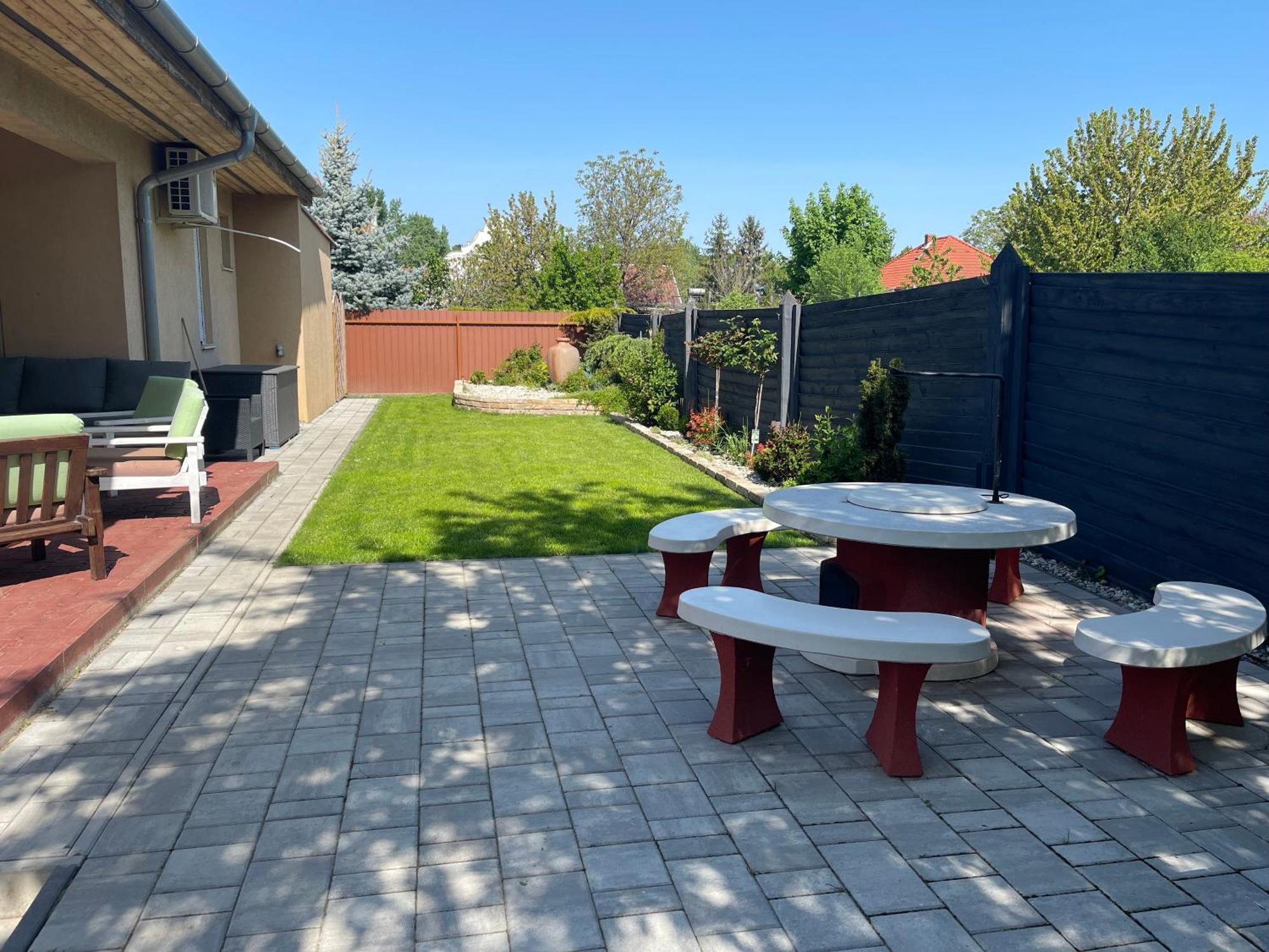 Zen Garden Vendeghaz Siófok